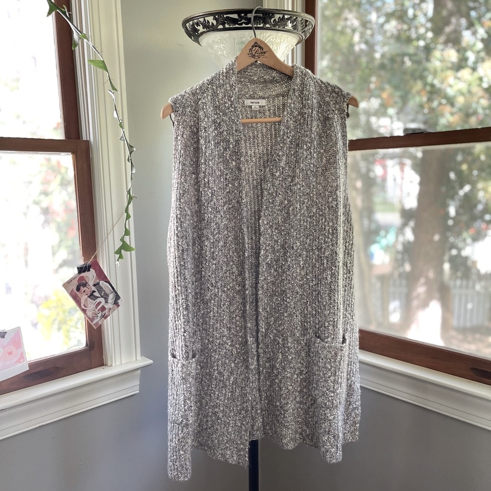 Kensie Gray Sleeveless Duster Cardigan
